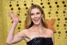 Betty Gilpin Husband: