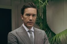 tom pelphrey wife